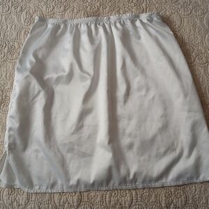 Ekouaer White Half Slip